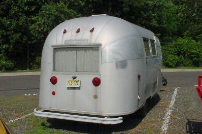 Airstream_Globetrotter_d.jpg