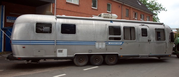 34ft_Airstream_Excella_1980s_Shell_b.jpg