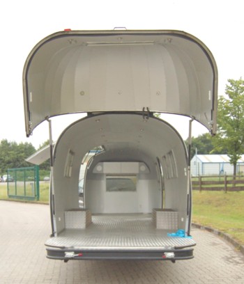 Airstream_Sovereign_Eventmobile_g.jpg