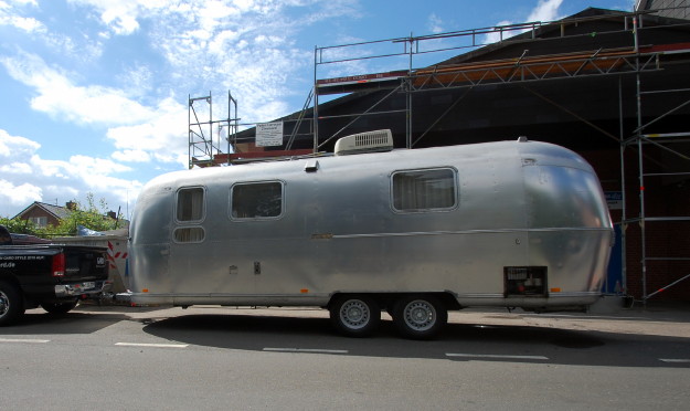 72_airstream_trade_wind_a.jpg