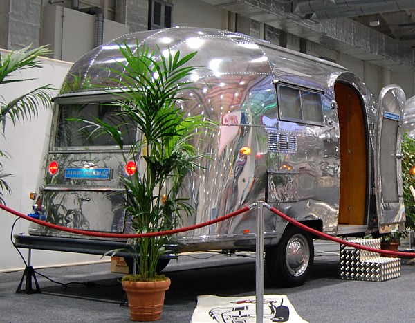 16_Airstream_Bubble_57_beauty.jpg