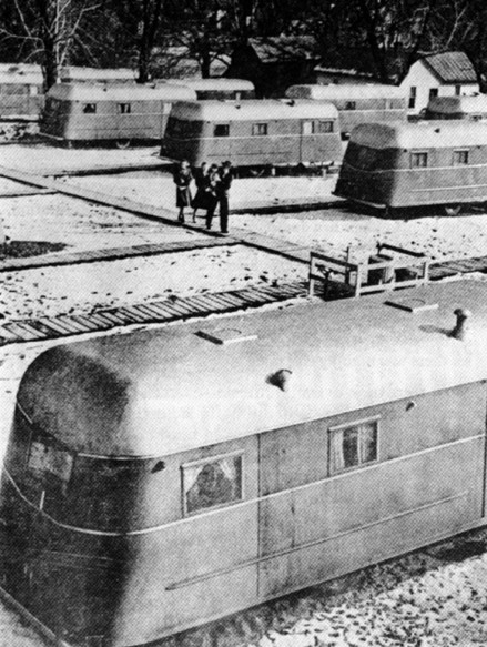 47_48_Vintage_Trailer.jpg