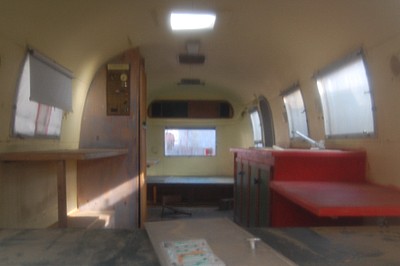 Airstream_Sovereign_Pending_1968_int_front.jpg