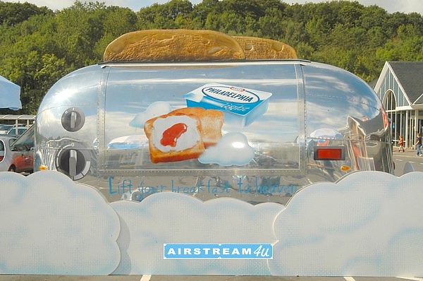 Airstream_Promotion_in_United_Kingdom.jpg