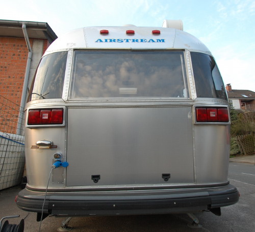 Airstream_Diner_e.jpg