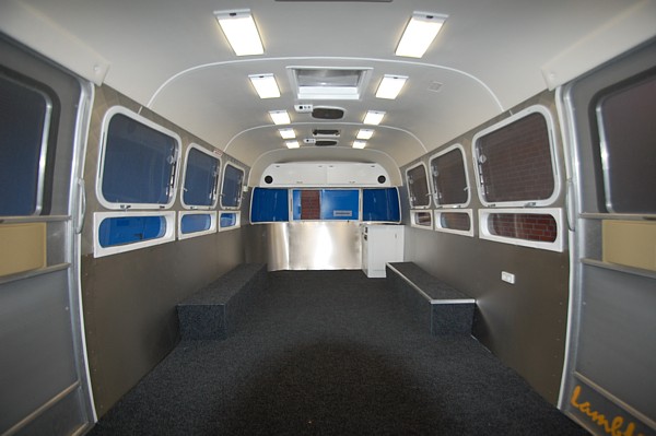 Airstream_Interior_Diner_Wide_Body_b.jpg
