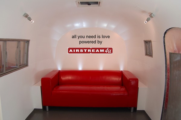Airstream_all_you_need_is_love_e.jpg