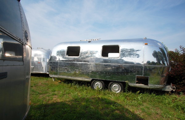 23ft_airstream_72_teilpoliert_b.jpg