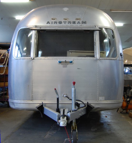 23ft_airstream_safari_72_a.jpg