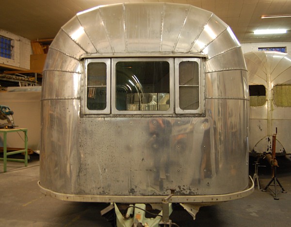 18ft_Airstream_Clipper_51_c.jpg