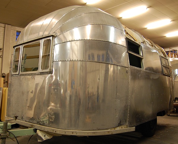 18ft_Airstream_Clipper_51_d.jpg