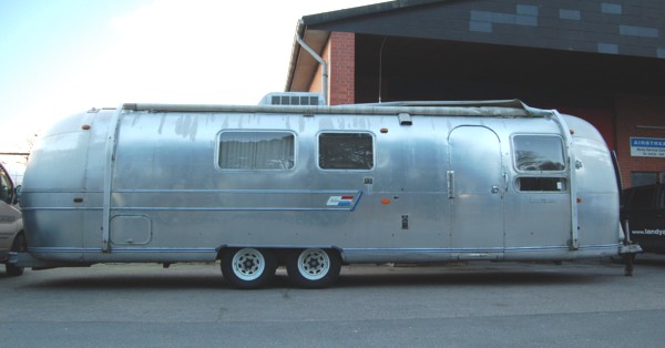 Airstream_Sovereign_72_b.jpg