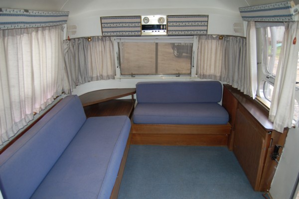 Airstream_Sovereign_72_e.jpg