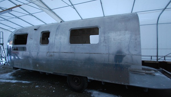 27ft_Airstream_Overlander_69_c.jpg