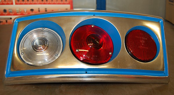 Airstream_Taillights_restored.jpg