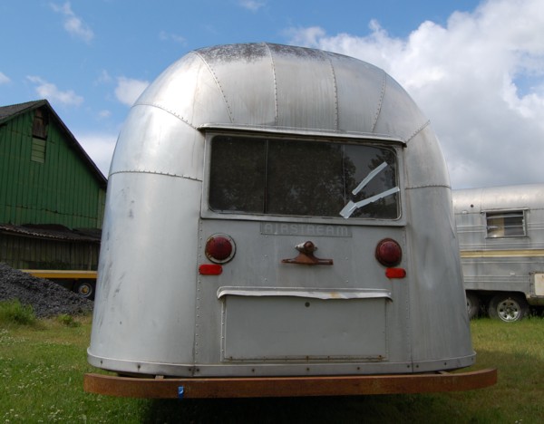 57_Airstream_Bubble_16ft_d.jpg