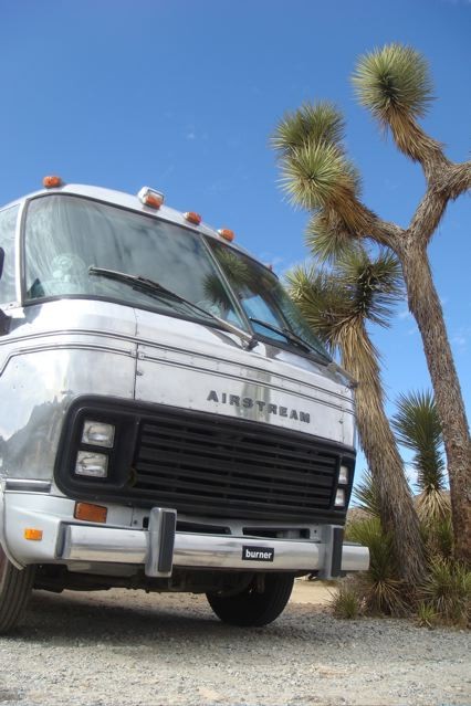 Airstream_American_Motorhome_Classic_like_CCD.jpg