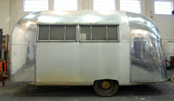 18ft_airstream_59_pacer_d.jpg