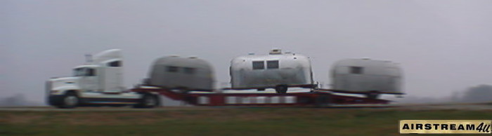 Airstream4u_Convoi_Arizona_Truck.jpg