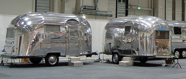 16ft_Airstream_Vintage_Retro_Trailer.jpg
