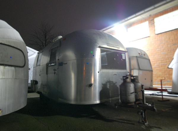17ft_airstream_caravell_arrived.jpg