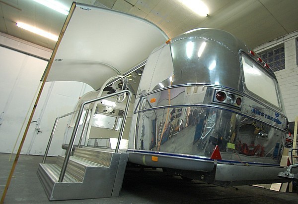 airstream_obuehne_c.jpg