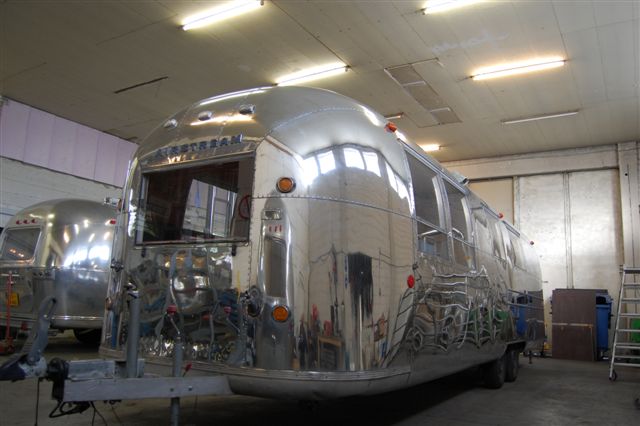 american_bar_airstream_diner_f.JPG