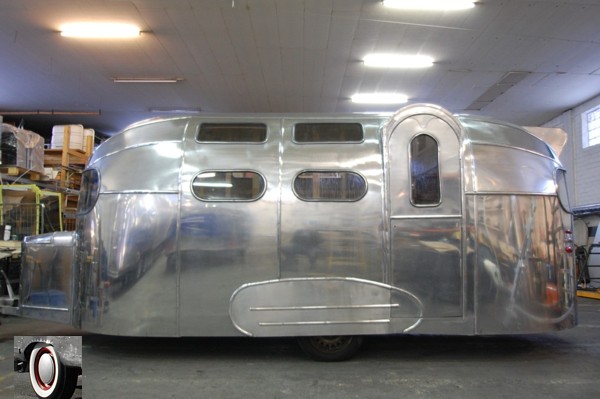 Airstream_30s_Style_streamline_remanufactur.jpg