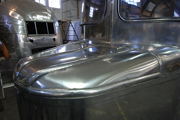 Airstream_Clipper_30s_Style_remanufactur_i.jpg