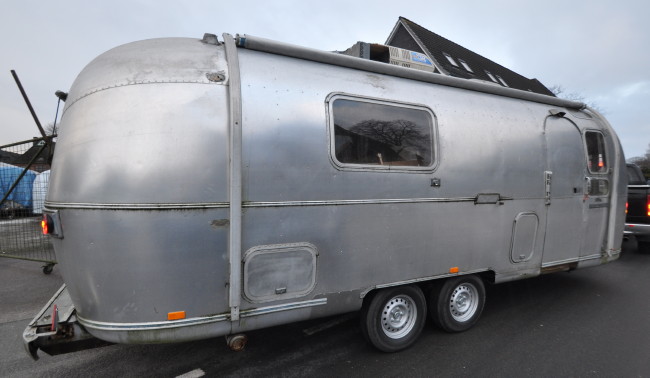 airstream_tradewind_70er_huelle_a.jpg