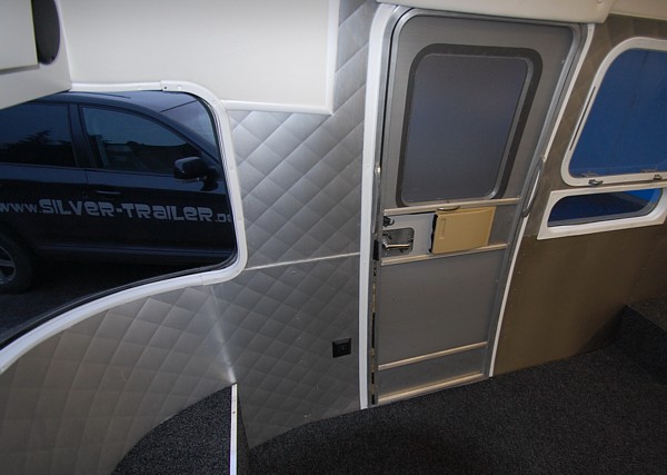 Airstream_Interior_Diner_Wide_Body_f.jpg