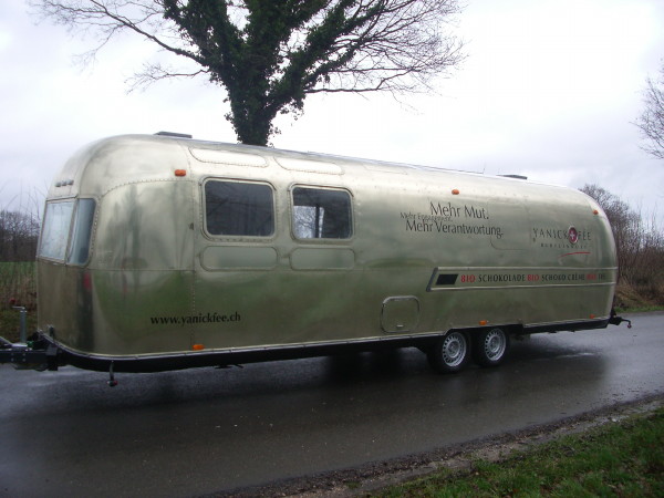 airstream_snack_coffee_lounge_c.jpg