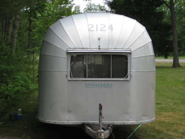 1957_legazy_overlander_airstream_26ft_b.jpg