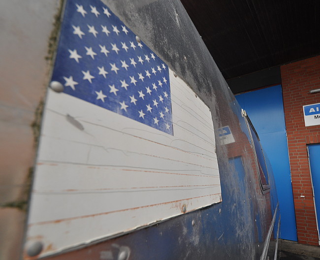 airstream_sovereign_usa_flag.jpg