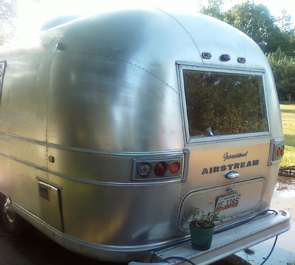 airstream_overlander_rear.jpg