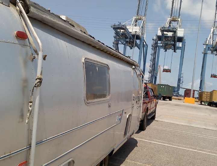 airstream_shell_70s_mod_27_footer_b.jpg