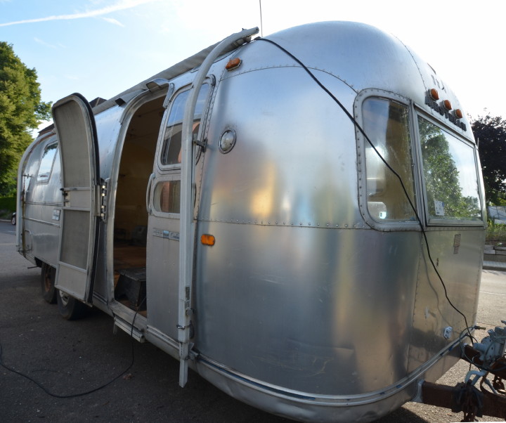 27ft_Airstream_Overlander_1969_d.jpg