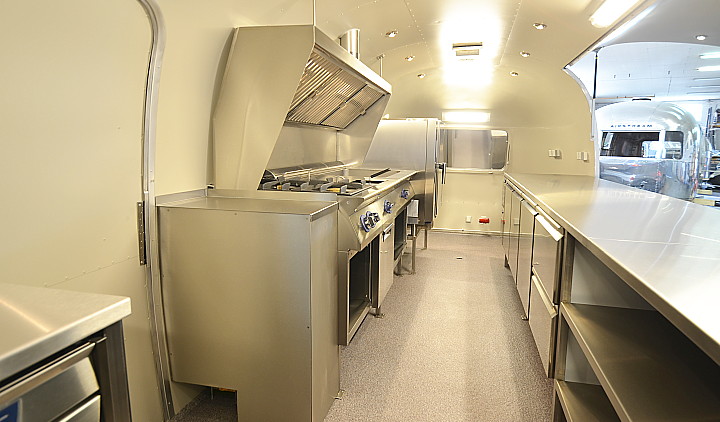 airstream4u_interieur.jpg