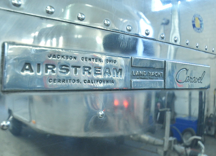 details_us_airstream_d.jpg