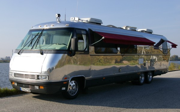 Airstream_Motorhome_Office_Eventmobile.jpg