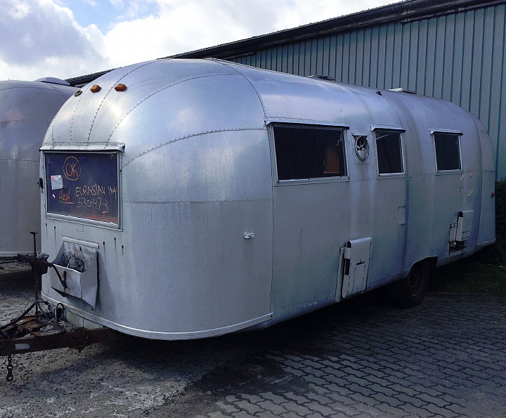 airstream_tradewind_1961_b.jpg